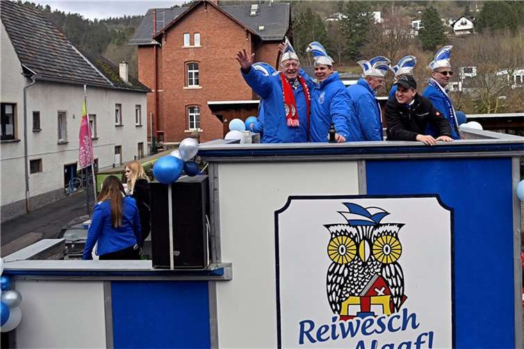 Höhepunkt im Adenauer Straßenkarnevals, der Verbandsgemeinde-Sonntagszug am 11.0...