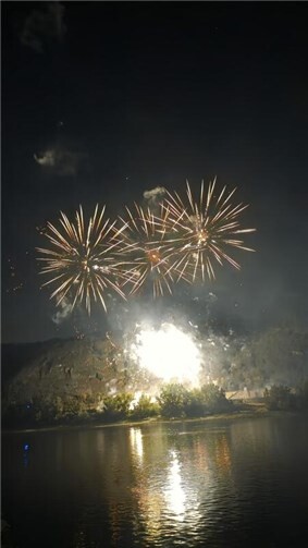 Höhepunkt war das spektakuläre Feuerwerk.