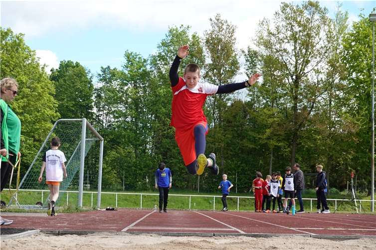 Höher, schneller, weiter ging es für die jungen TGO-Athleten. Foto: Jörg Thielen, TGO