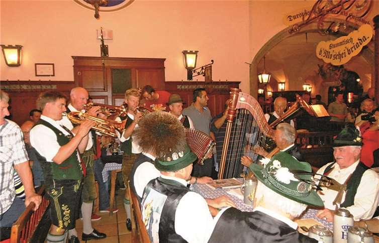 „Hofbräuhaus live!“