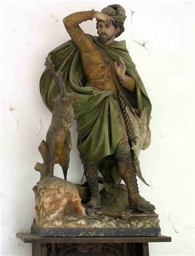 Holz-Skulptur von St. Hubertus in der Hubertuskapelle Heimersheim.