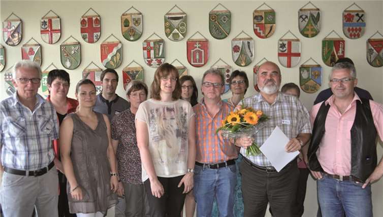 Horst Walgenbach ( 2.v.r.) im Kreise seiner Kolleginnen und Kollegen.privat