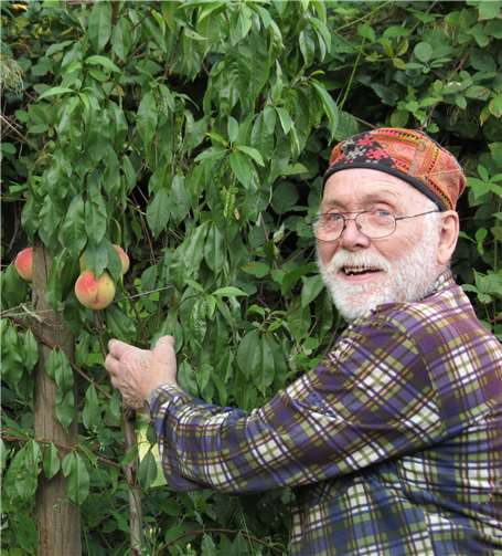 Hüttenwirt Werner Schäfer freut sich auf zwei Tage voller Musik und Beisammensein. 