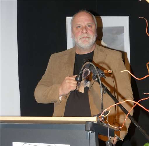 IG-Vorsitzender Jürgen Moteka moderierte die Geburtstagsveranstaltung im Mörzer Schützenhaus.