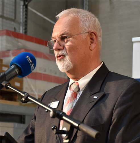 IHK-Vizepräsident Rolf Löhmar erklärte, dass sich das Konjunkturklima im Kreis Mayen-Koblenz wieder aufhellt.