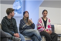 Jugend zeigt bei Austausch mit Politikern in Haus Wasserburg, dass sie mitreden können - und wollen