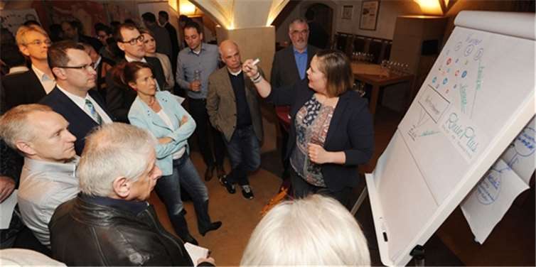 Ideen skizzieren, aus denen vielleicht Firmen entstehen: Die IdeenbörseKreis Ahrweiler bietet kleinen Unternehmen eine Präsentationsplattform.