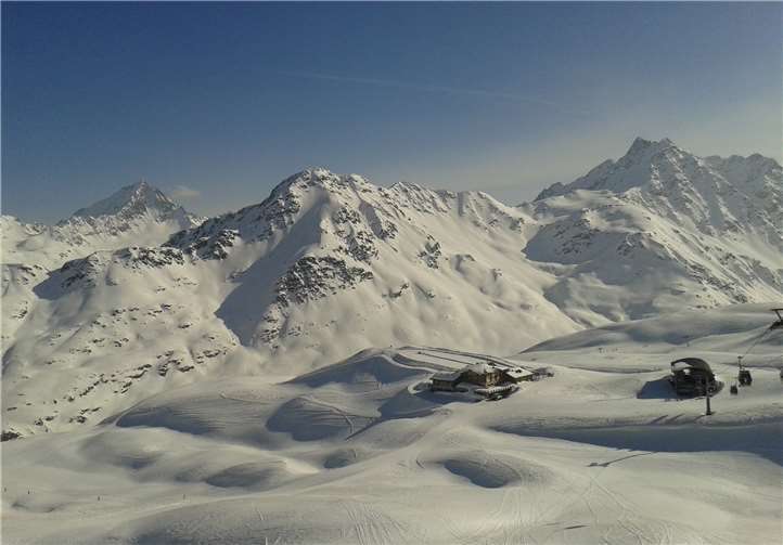 Idyllische Bergkulisse“ - Sunny Valley Resort im Skigebiet von Santa Caterina! Foto: privat