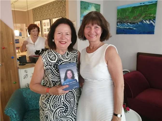 Ilka von Boeselager (li.) mit Sabrina Gutsche, der Vorsitzenden der Frauen Union Meckenheim. Foto: privat