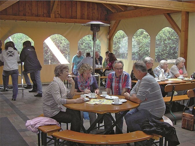 Im Anschluss an die Andacht lud der Bürgerverein ins Gemeindehaus ein.privat
