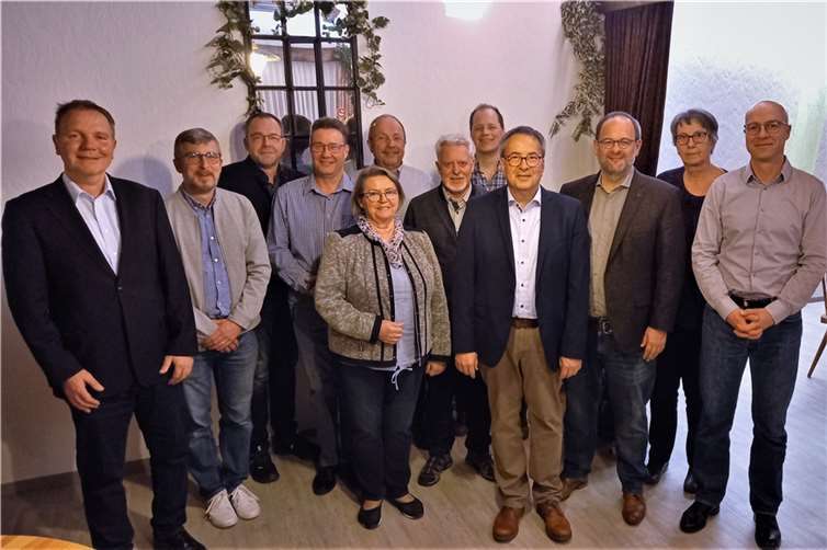 Im Beisein des neuen Kreisvorsitzenden Jan Petry stellten die Christdemokraten somit die Weichen für ein weiterhin erfolgreiches Wirken in der Region. Quelle: CDU Gemeindeverband Dierdorf