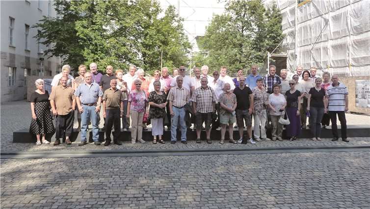 Im Bendlerblock bot sich die Gelegenheit zum Gruppenbild.  privat