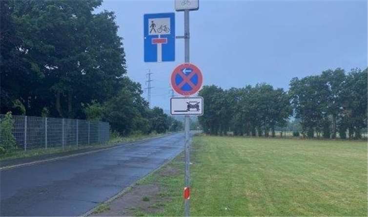 Im Bereich Rauscherstraße/Wilhelm-Röntgen-Straße ist Halteverbot. Foto: privat