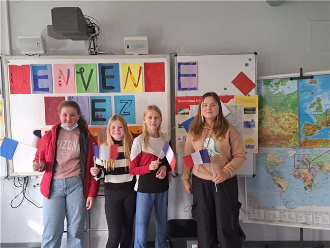 Im Bereich „Sprache“ konnten die Eltern Fragen rund um Englisch, Französisch und Deutsch stellen. Beim letztgenannten interessierte besonders die Testung und individuelle Förderung.