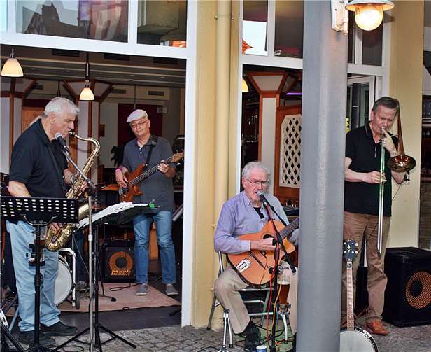 Im Bistro Barbarossas gastierten die "New Jazz Cats".
