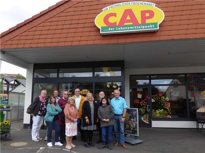 Im CAP-Frischemarkt in St. Katharinen arbeiten Menschen mit und ohne Behinderung zusammen – ein Inklusionsprojekt, das auch den Neuwieder Seniorenbeirat überzeugt.  Foto: Ute Erve