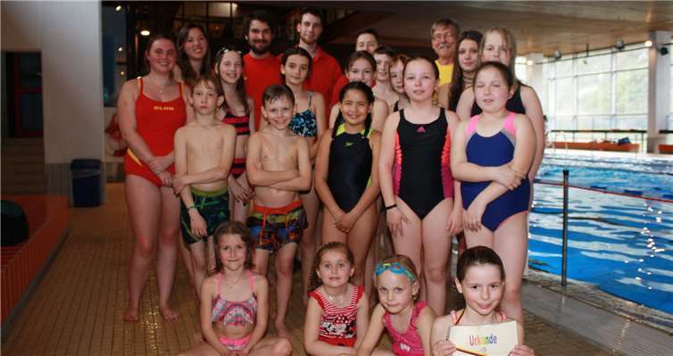 Im Cochemer Hallenbad wird jeweils montags ab 18 Uhr trainiert. Hier ist für die DLRG-Ortsgruppe an diesen Tagen die Hälfte des Beckens reserviert.