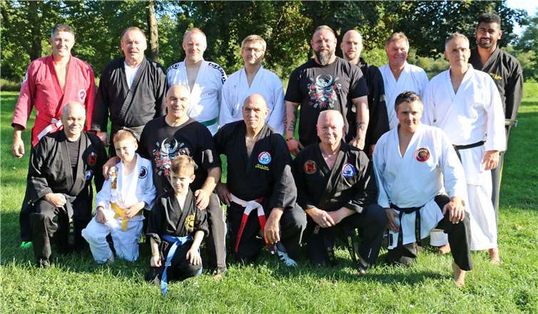 Im Dojo in Miesenheim erhielten die Kampfsportler echte Profitipps.Foto: privat