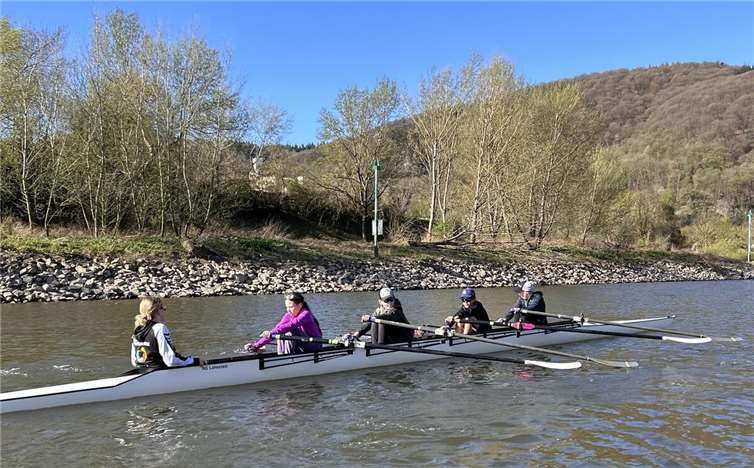 Im Doppelvierer zu sehen: Jungs und Mädchen aus Lahnstein, Bad Kreuznach und Koblenz.