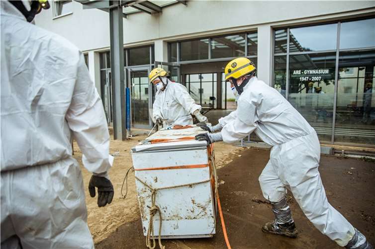 Im Einsatz am Are-Gymnasium in Bad Neuenahr. Foto: Nicole Endries
