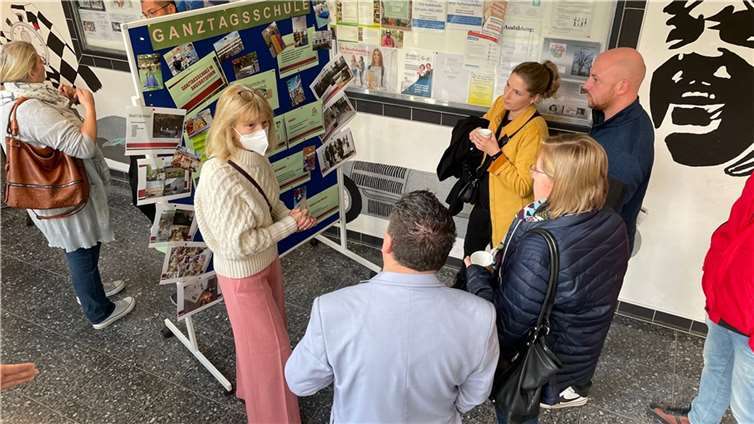 Im Foyer gab es einen Überblick über das Angebot der Schule.