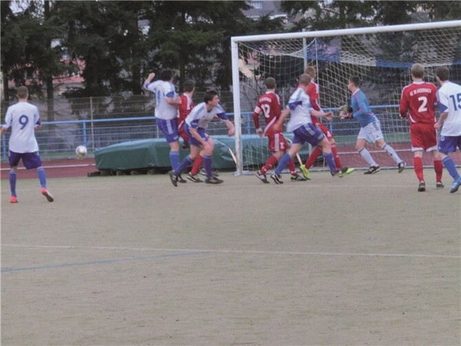 Im Heimspiel gegen die SG 99 Andernach II sorgten die Ochtendunger für viel Betrieb vor dem Gästetor, das war wenige Tage später gegen die TG Namedy nur selten der Fall. privat