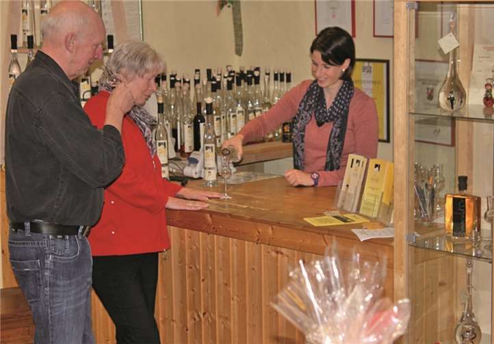 Im Hofladen findet man alle selbst erzeugten Produkte. privat