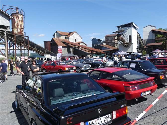 Im Industrie- und Erlebnispark Stöffel waren über 1000 Oldtimer zu sehen.  Fotos: EG/AAC-Pressedienst