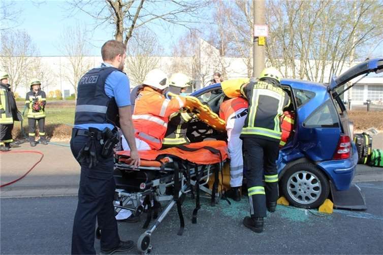 Im Industriegebiet Remagen absolvierten alle drei Organisationen in Zusammenarbeit die Einsatzübung. Foto: Feuerwehr Remagen