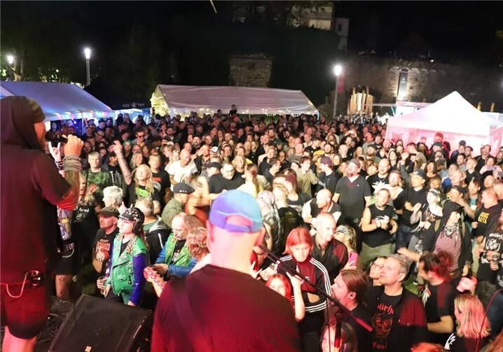 Im Jahr 2025 trat die Deutschpunkband Slime in Koblenz auf.  Foto:: Sebastian Beuth / Latscho Koblenz e. V.