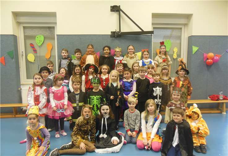 Im Kinderhort sind die Jecken los!