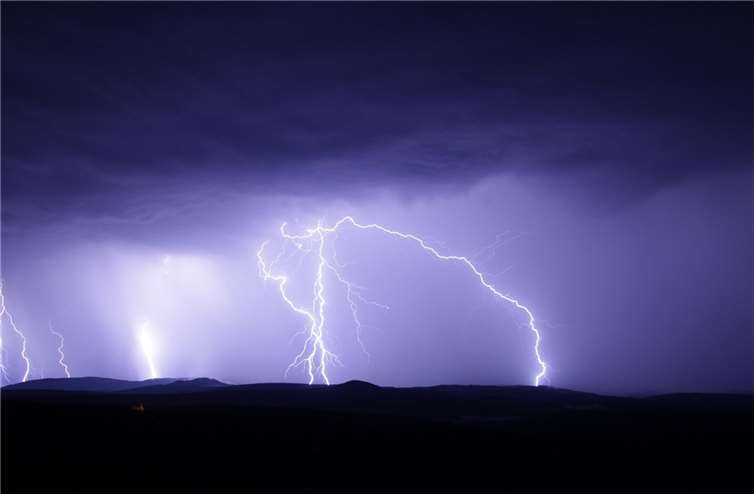 Im Kreis Ahrweiler kann es zu schweren Gewittern kommen.  Foto: pixabay.com
