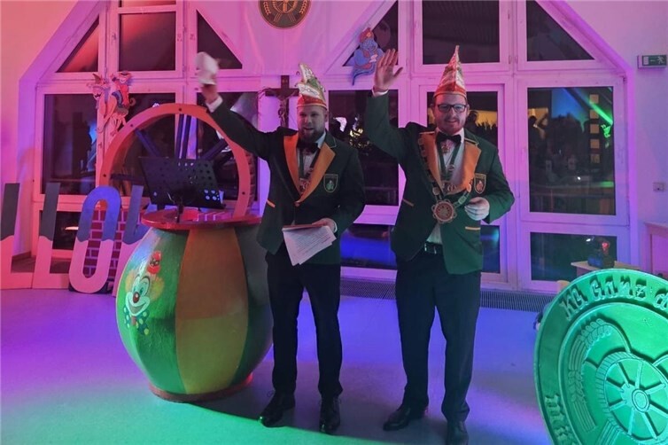 Im Kreise der Vereinsmitglieder startete die Mülhofener Karnevalsgesellschaft in die neue Session. Foto: privat