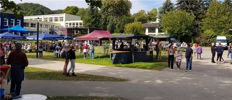 Im Kurpark von Bad Breisig wartete zum Abschluss der Veranstaltung ein vielfältiges Programm auf die jungen und alten Wanderer. Fotos: privat