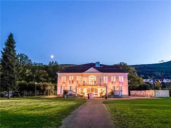 Im Lenné Schlösschen darf wieder gefeiert werden.  Foto: privat