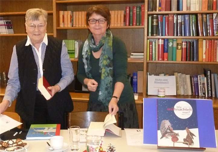 Im Lesecafé herrschte besinnliche Stimmung statt Hektik privat