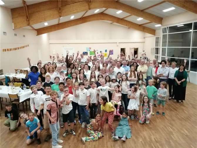 Im Mai 2025 fand der Schulaustausch zwischen Grundschülern aus Wachtberg und der französischen Partnergemeinde La Villedieu du Clain statt. Foto: privat