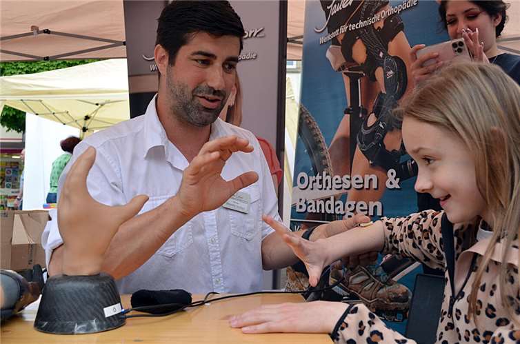 „Neuwied vereint“: Gemeinsam Vielfalt feiern Im Mittelpunkt stehen Mitmachaktionen und Infostände rund um das Thema Inklusion.Fotos: Franz-Josef Dehenn