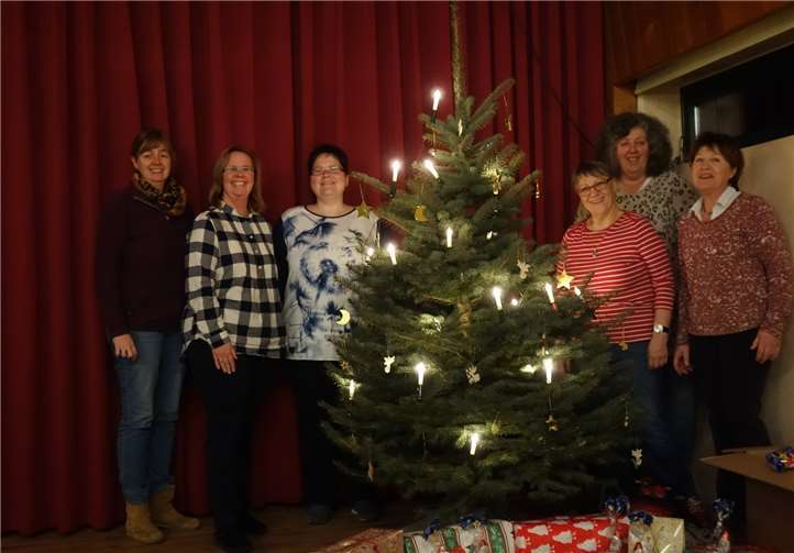 Im Paul-Gerhard-Haus hatte der Helferkreis für weihnachtliche Atmosphäre gesorgt.  privat