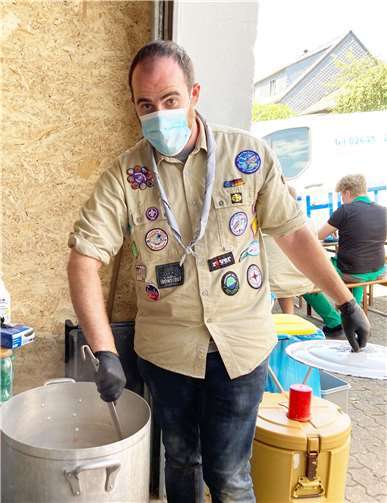 Im Pfadfinderstamm der DPSG (Deutsche Pfadfinderschaft Sankt Georg) in Andernach packen alle mit an, um Anwohnern und Helfern in Ahrweiler täglich eine warme Mahlzeit zu beschaffen.Foto: privat
