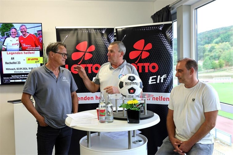 Im Pressegespräch v.li.: Edgar Schmitt („Euro Eddy“), Bernd Boeder (Moderator), Marco Reich