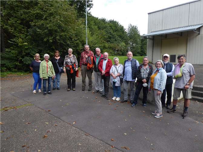 Im Pumpwerk Neuwied-Block erhielten die Mitglieder des Seniorenbeirates der Stadt unter der fachkundigen Führung von SWN-Bereichsleiter Bernd Essing Einblick in die Wassergewinnung für die Bevölkerung im Kreis Neuwied.Foto: Seniorenbeirat