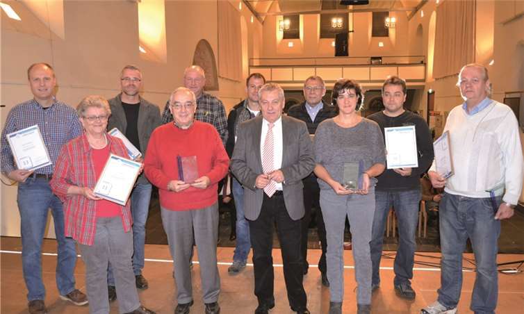 Im Rahme der Klimawoche 2014 konnte Landrat Schnur die ersten Gewinner des Wettbewerbes auszeichnen. Privat