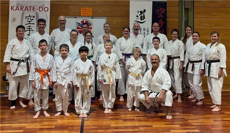Im Rahmen der Beteiligung dieser weltweiten Aktion im Geiste des Karate Do wurden 350 Euro Spenden von den Teilnehmern gesammelt, die vollständig der Welthungerhilfe überwiesen werden. Quellen: Karate Dojo Kitai Dieblich