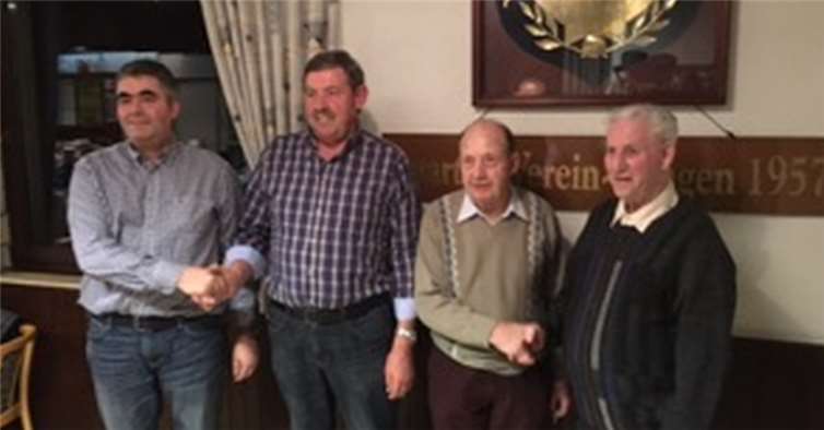 Im Rahmen der Feier wurden langjährige Mitglieder für ihr Engagement ausgezeichnet. privat