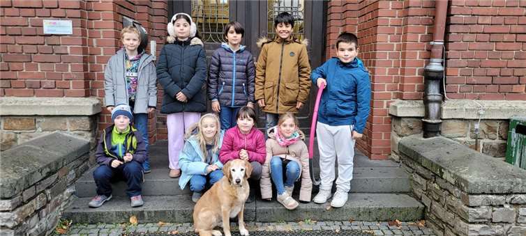Im Rahmen der Haustier- AG wünschten sich die Teilnehmer Wissenswertes über den Hund zu erfahren.  Foto: privat