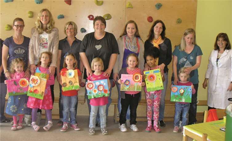 Im Rahmen der Landesförderung „Kita! Plus gemeinsam mit Eltern das Kind im Blick“ und in Zusammenarbeit mit der Familienbildungsstätte Mayen wurde pro Kindergartenkind eine Eltern-Kind-Veranstaltung angeboten.privat