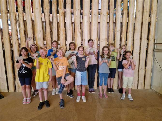 Im Rahmen der „Tonwerkstatt“ im Ideenkino konnten die Kinder Kunstwerke aus Ton erschaffen.
