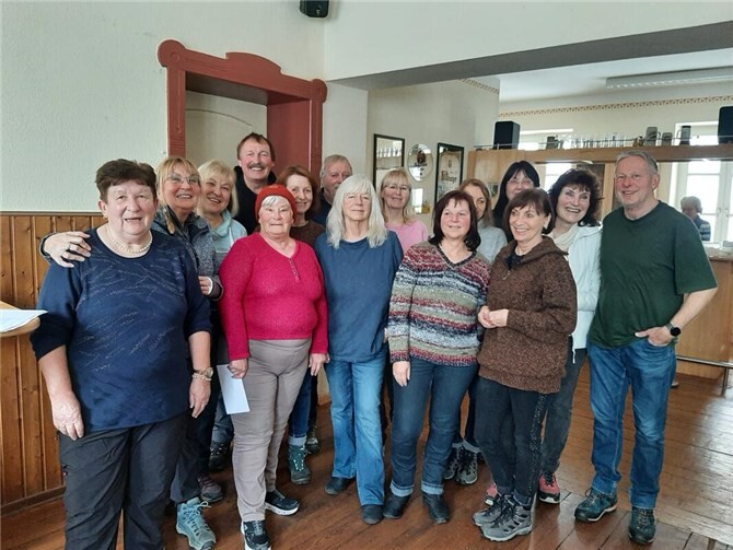 Im Rahmen der Winterwanderung der Gymnastik-Riege Dedenbach wurden die trainingsfleißigsten Sportler geehrt. Foto: privat