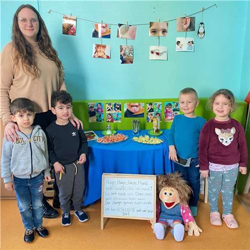 Im Rahmen der drei jährigen berufsbegleitenden Teilzeitausbildung zur Erzieherin von Sophie Krug fand in den letzten Wochen in der städtischen Bewegungskita St. Anna ein Projekt im kleinen Kreise von drei bis vier jährigen Kindern der „Pinguingruppe“ statt. Foto: privat